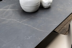 שולחן אוכל דקטון כסאות מתכת