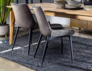 שולחן אוכל עץ נורדי