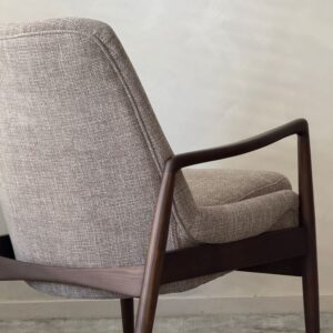 כורסא אודטה ארוג