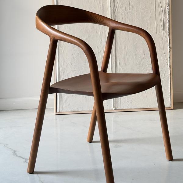 כסא אוכל ג'ורדן עץ