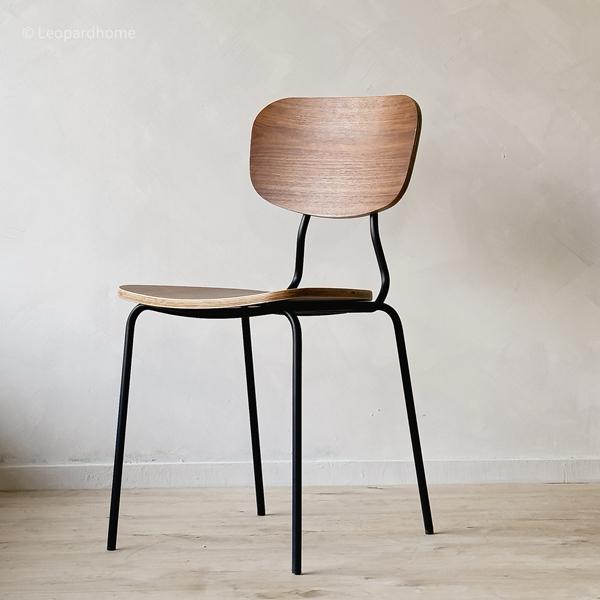 כסא אוכל נורמן פורניר