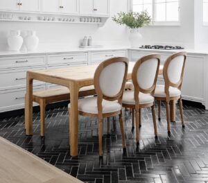 שולחן נורדי 2