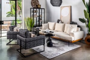 ספת לני עם כורסאות אפורות